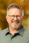 Headshot of Tom Pargeter.